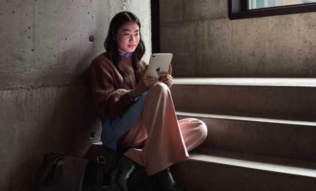 Apple's New iPad Mini and the Shadow of the iPhone Duo
