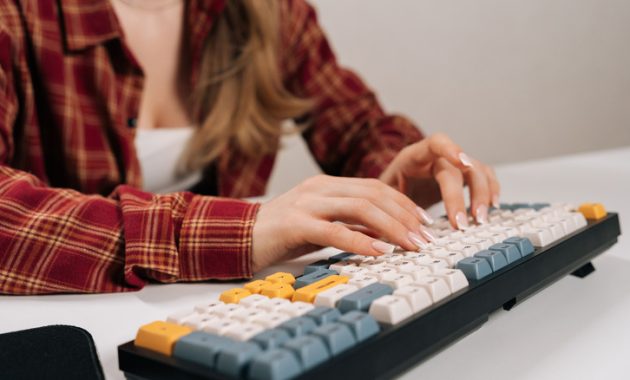 Is Building a Custom Mechanical Keyboard Worth the Cost?